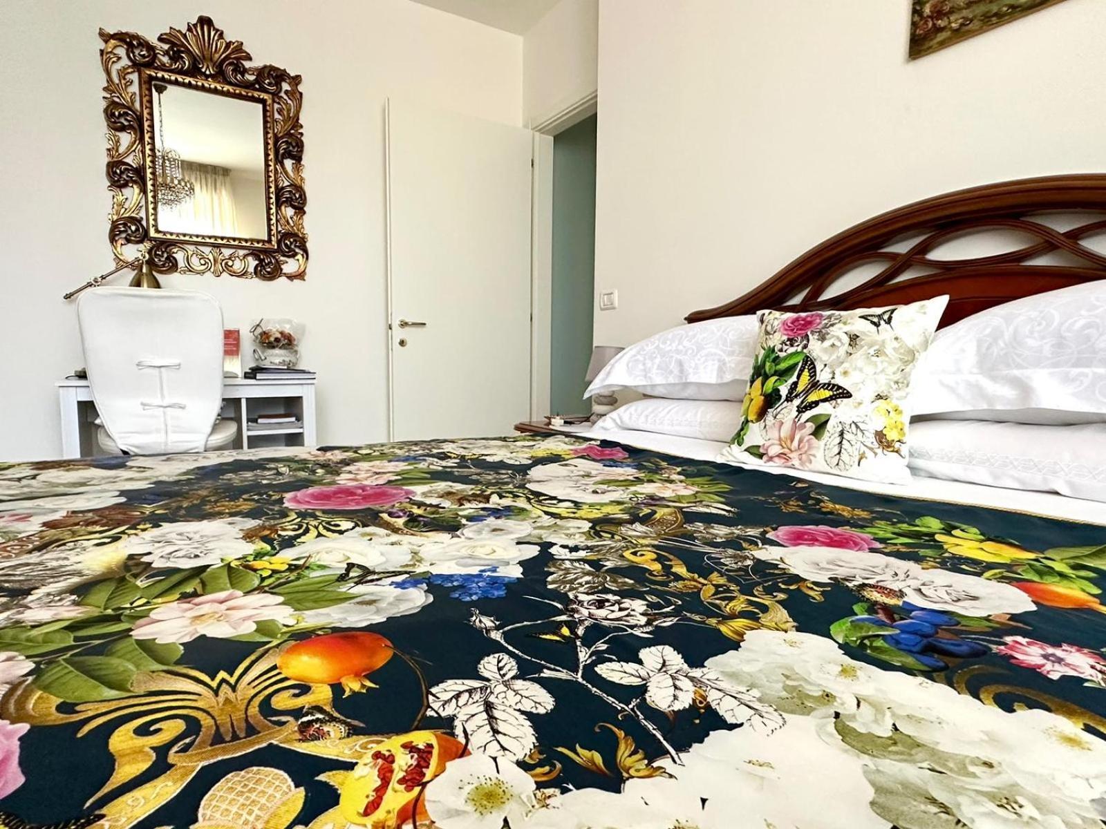 Casa Di Alice Leilighet Parma Eksteriør bilde